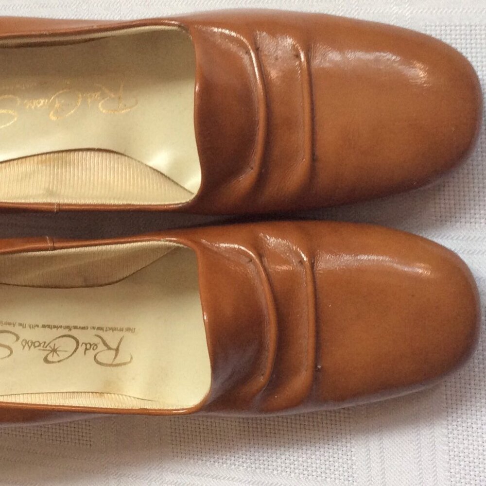 Vintage 60's brown shoes with heel brown patent leather
